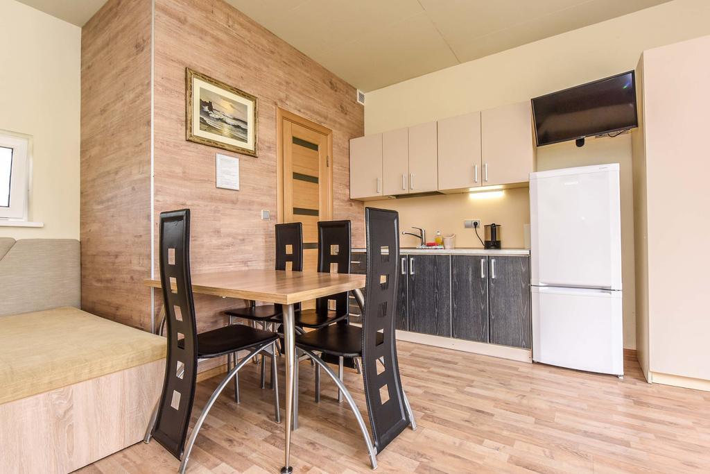 Apartamentai Trys Pusys Sventoji Bagian luar foto