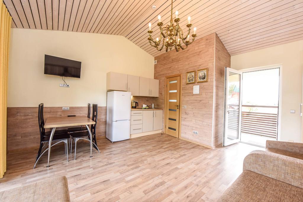 Apartamentai Trys Pusys Sventoji Bagian luar foto
